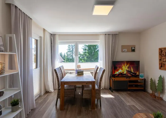 Bergrausch Mit Balkon Апартаменты *