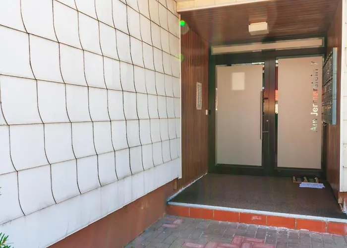 Bergrausch Mit Balkon Браунлаге